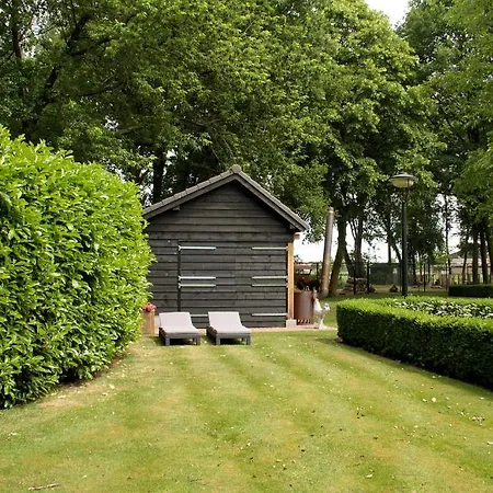 Hoeve Nijssen Bed & Breakfast Asten